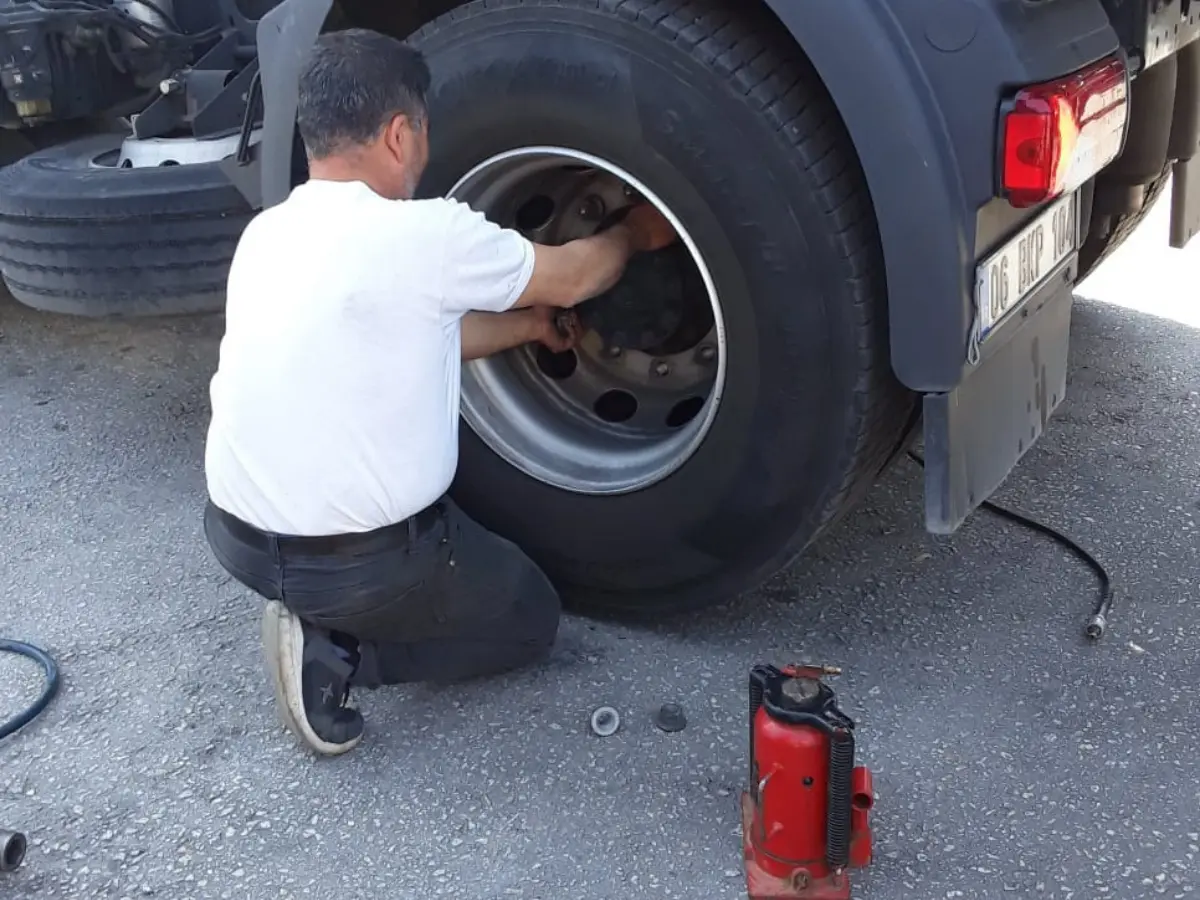 İşçievleri Oto Lastikçi